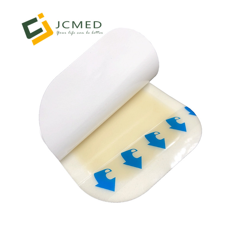 Hydrocolloid foam dressing combined with thin hydrocolloid and foam