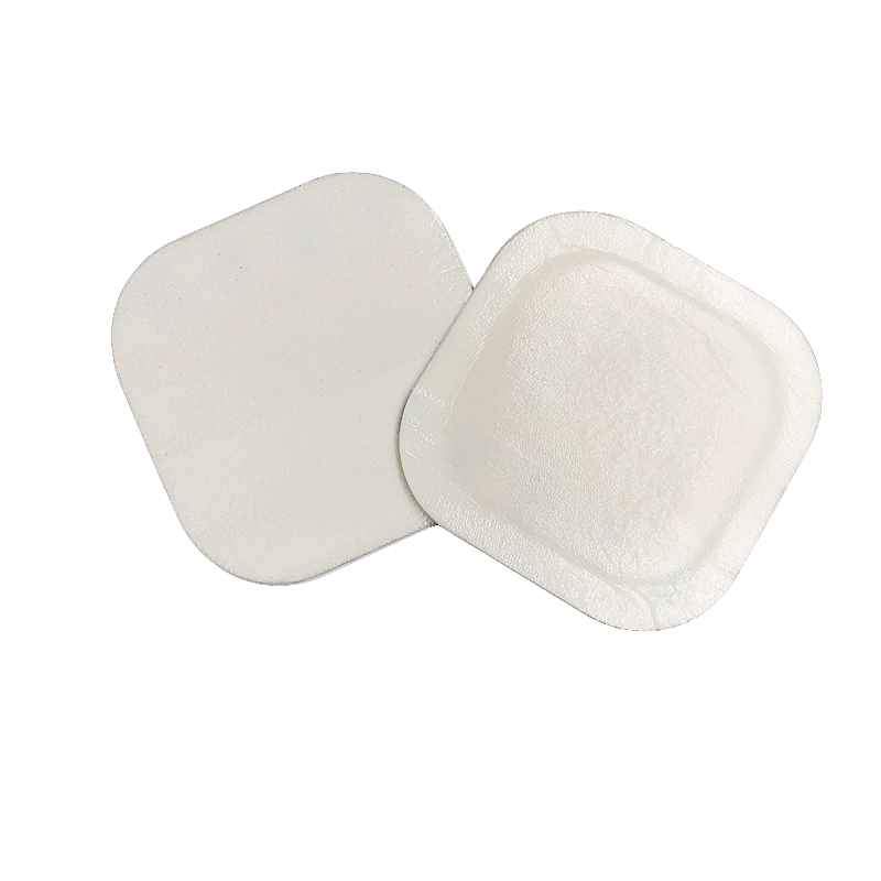 Hydrocolloid foam dressing combined with thin hydrocolloid and foam